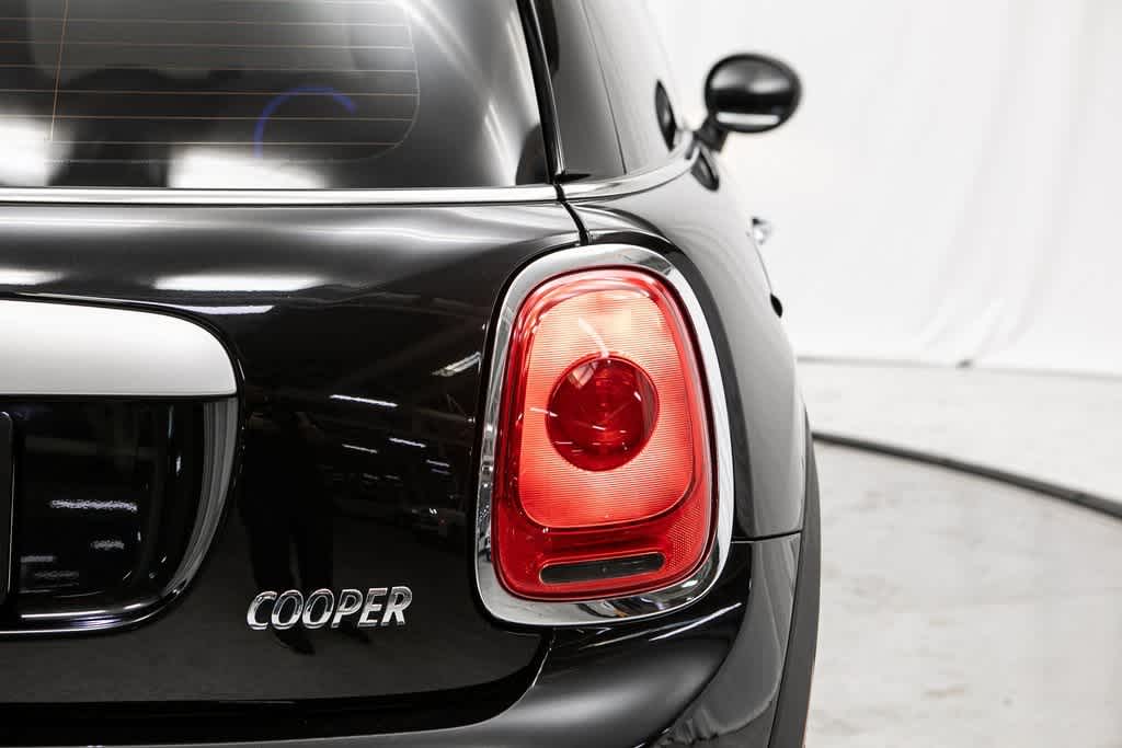 2015 MINI Cooper Hardtop SE 7