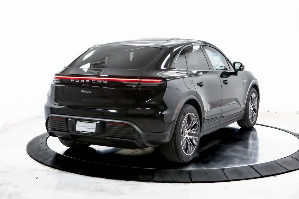 Thumbnail: 2025 Porsche Macan - 7
