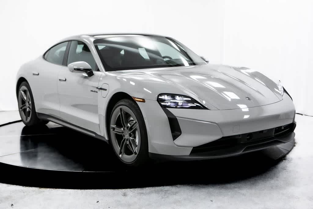 Thumbnail: 2025 Porsche Taycan - 9