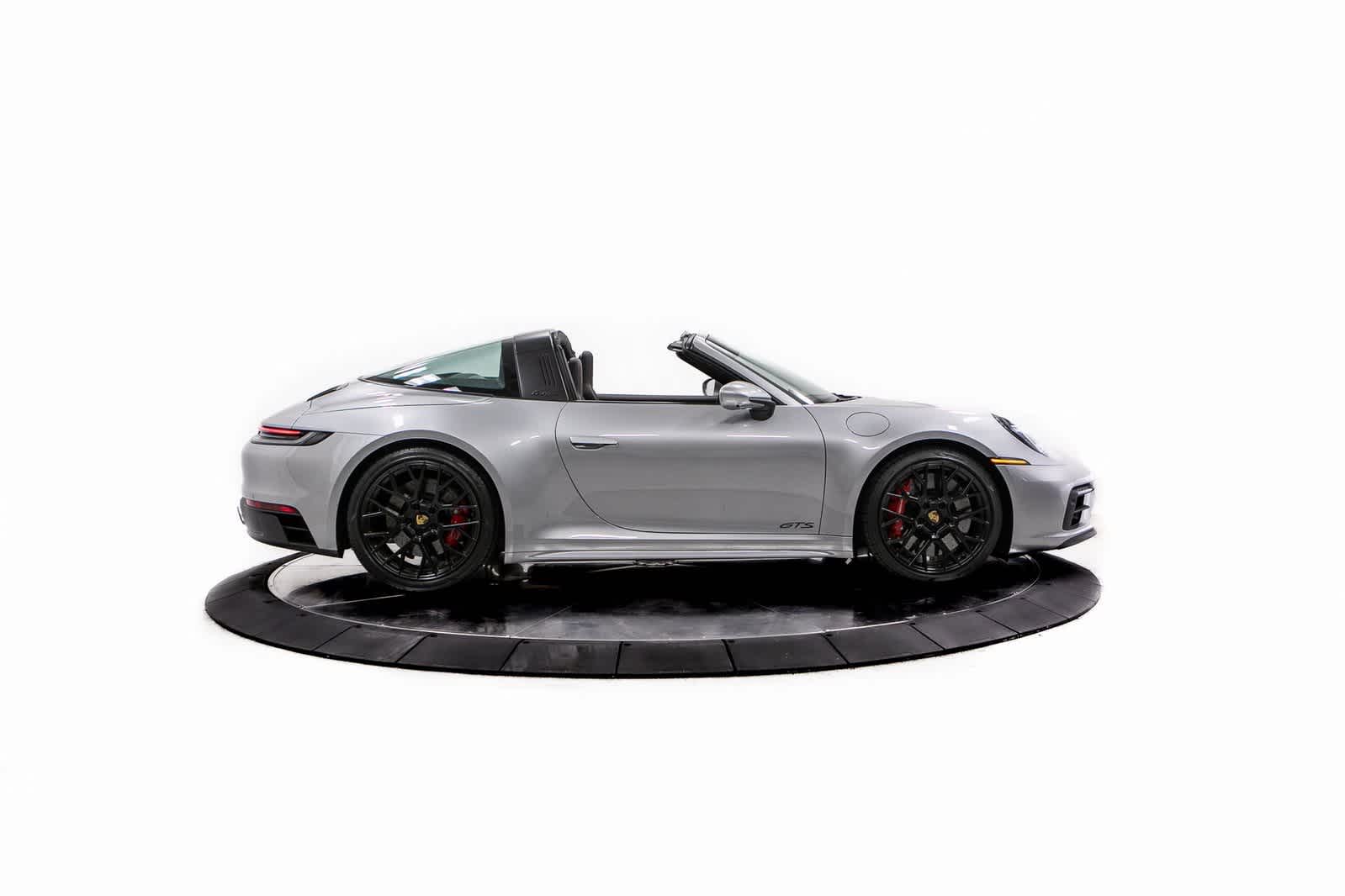 Thumbnail: 2024 Porsche 911 - 8