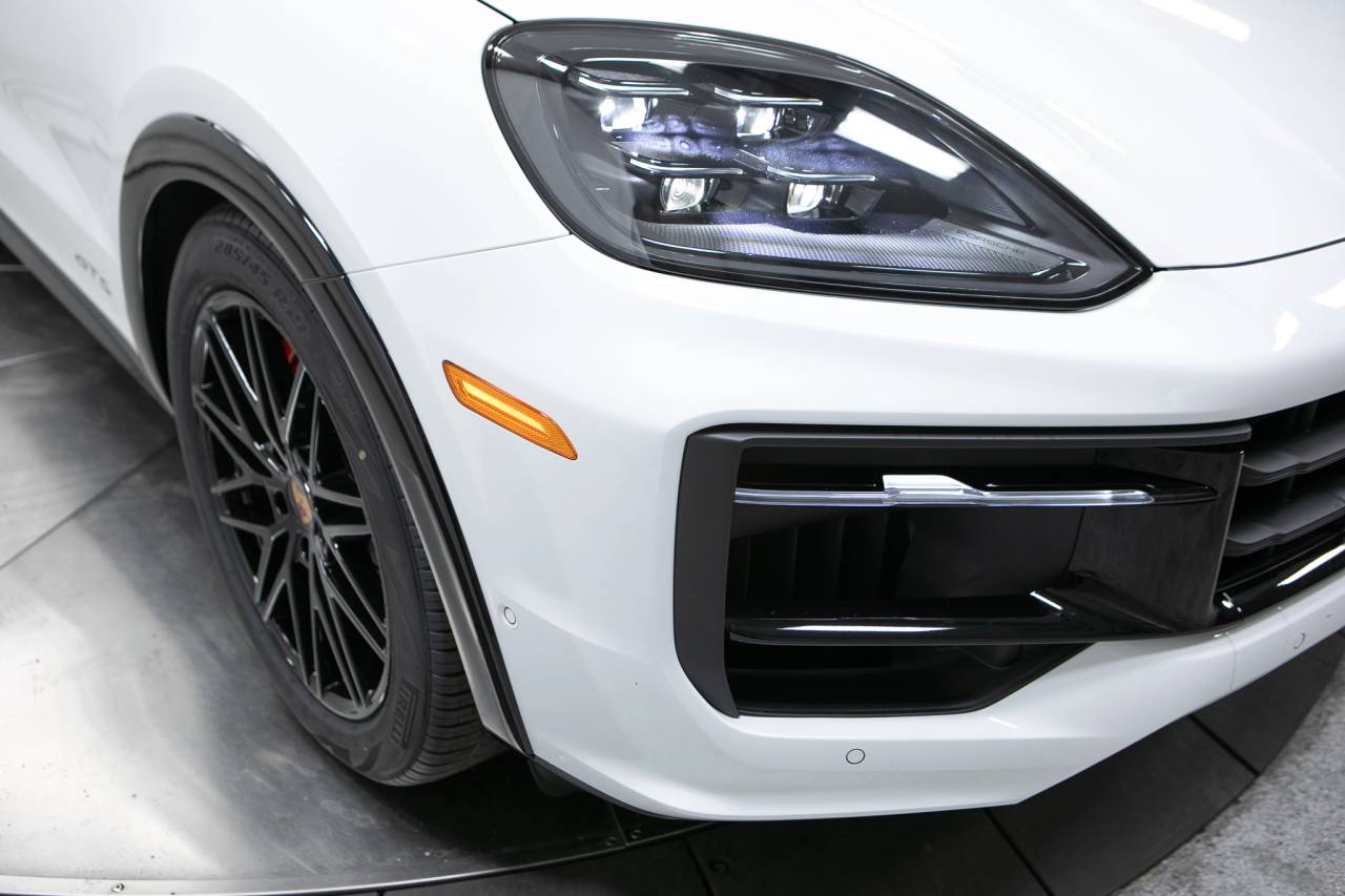 Thumbnail: 2026 Porsche Cayenne - 12