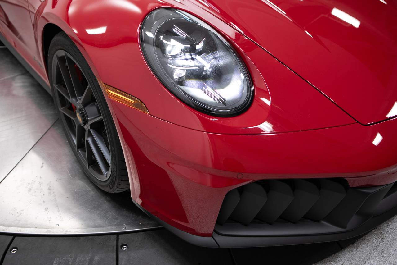 Thumbnail: 2026 Porsche 911 - 12