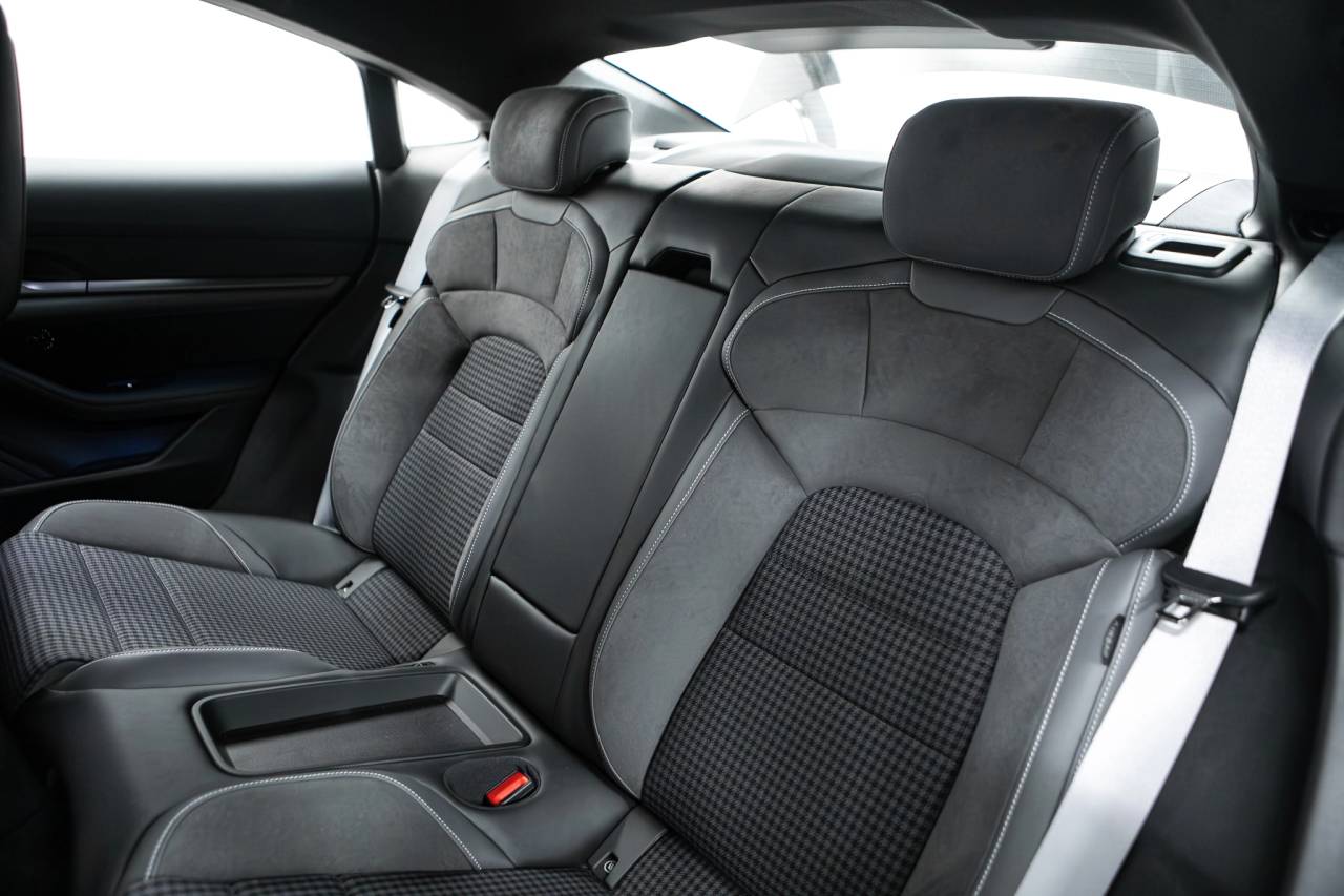 Thumbnail: 2026 Porsche Taycan - 38