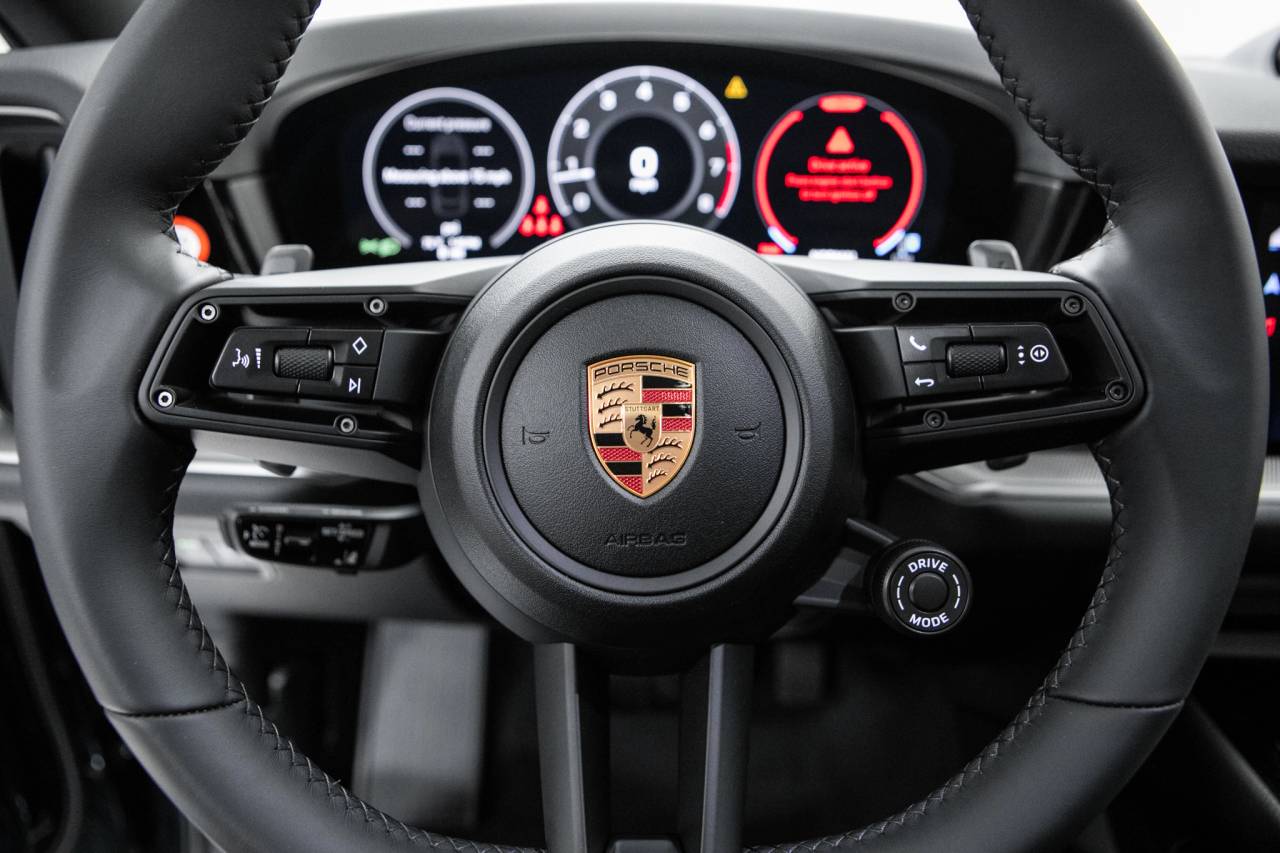 Thumbnail: 2026 Porsche  - 20