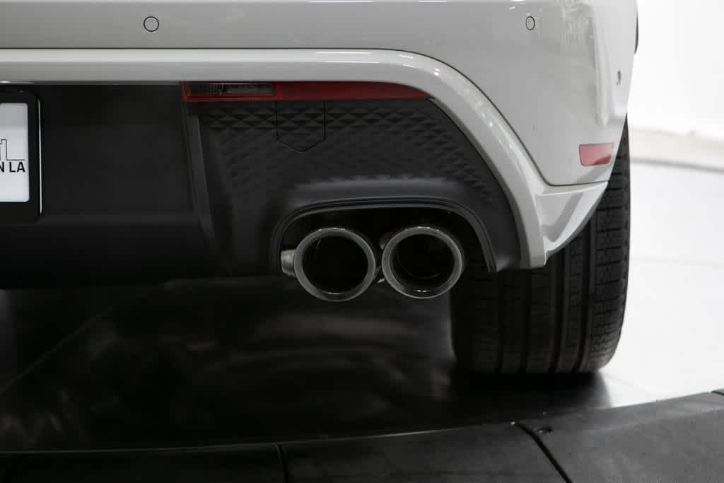 Thumbnail: 2025 Porsche Macan - 38