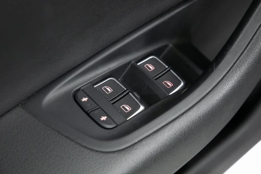 Thumbnail: 2016 Audi A6 - 18