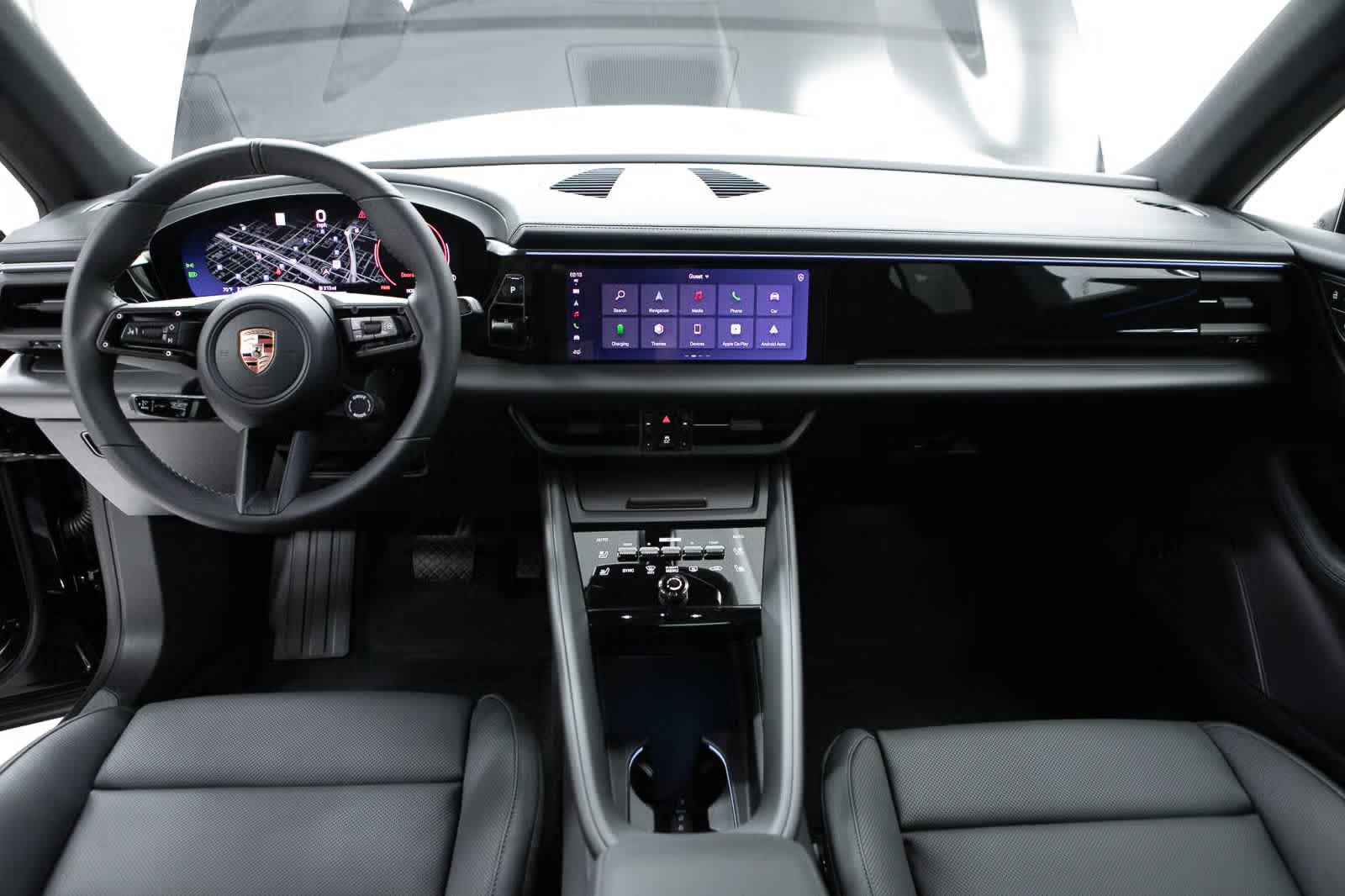 Thumbnail: 2025 Porsche Macan - 13