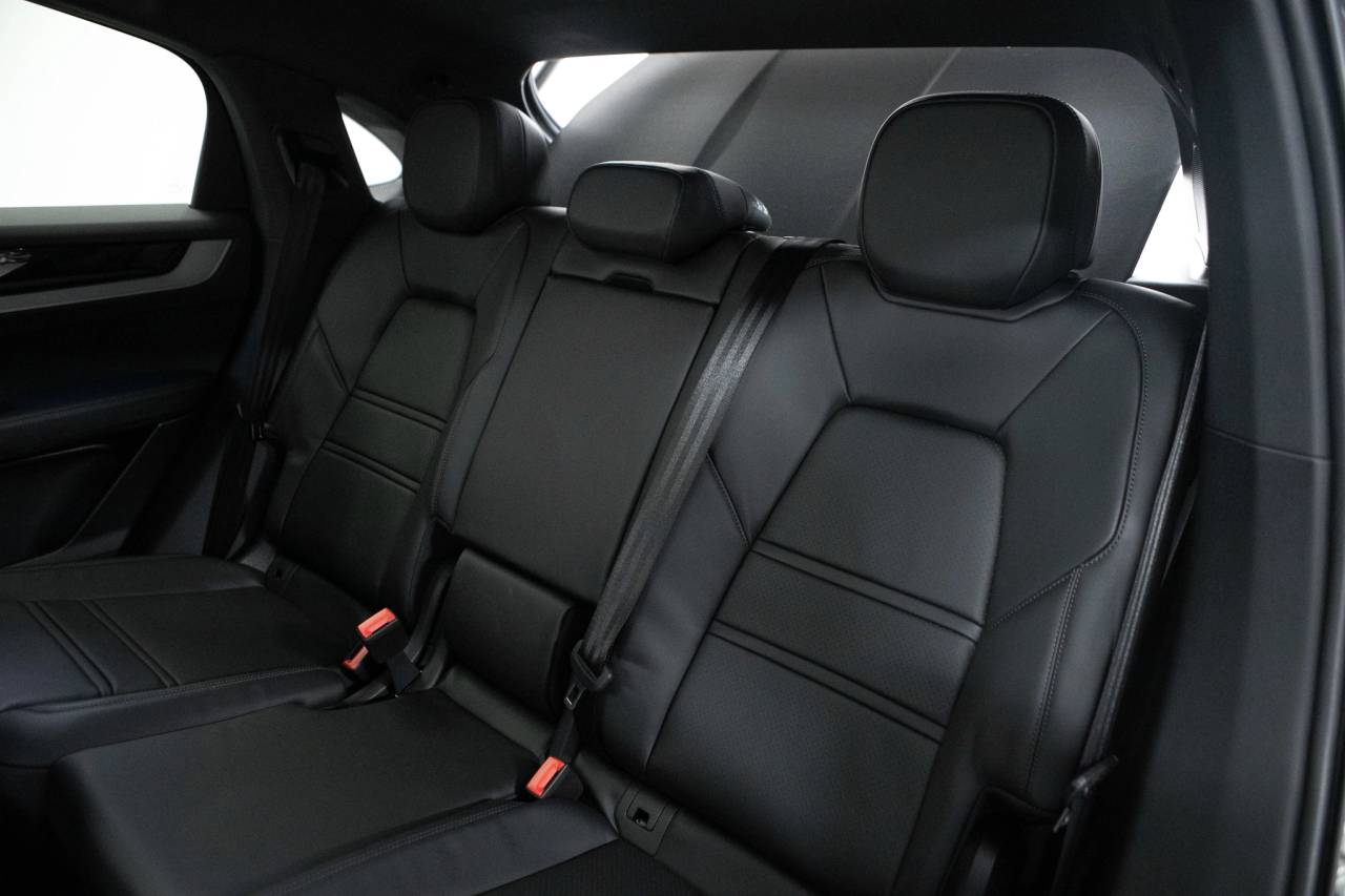 Thumbnail: 2026 Porsche  - 38