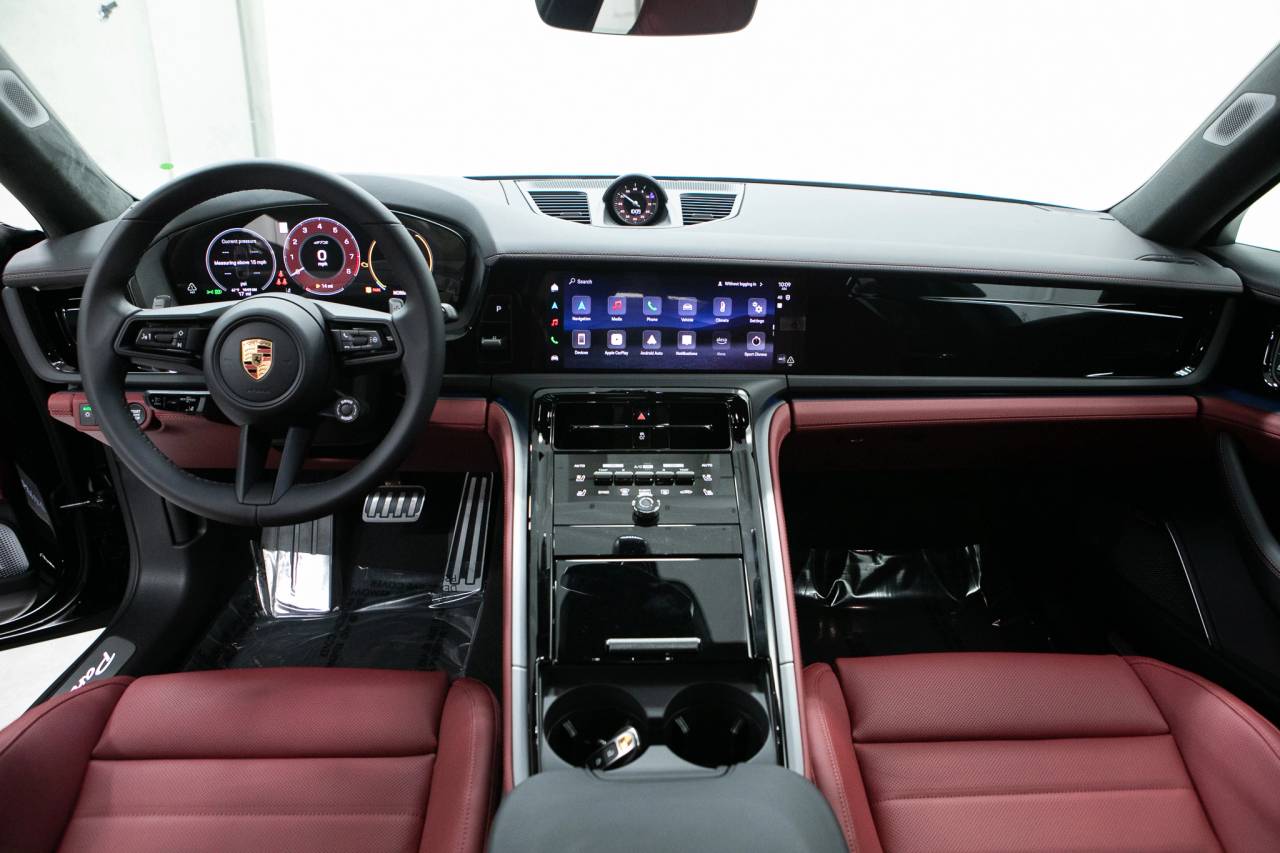 Thumbnail: 2026 Porsche Panamera - 20