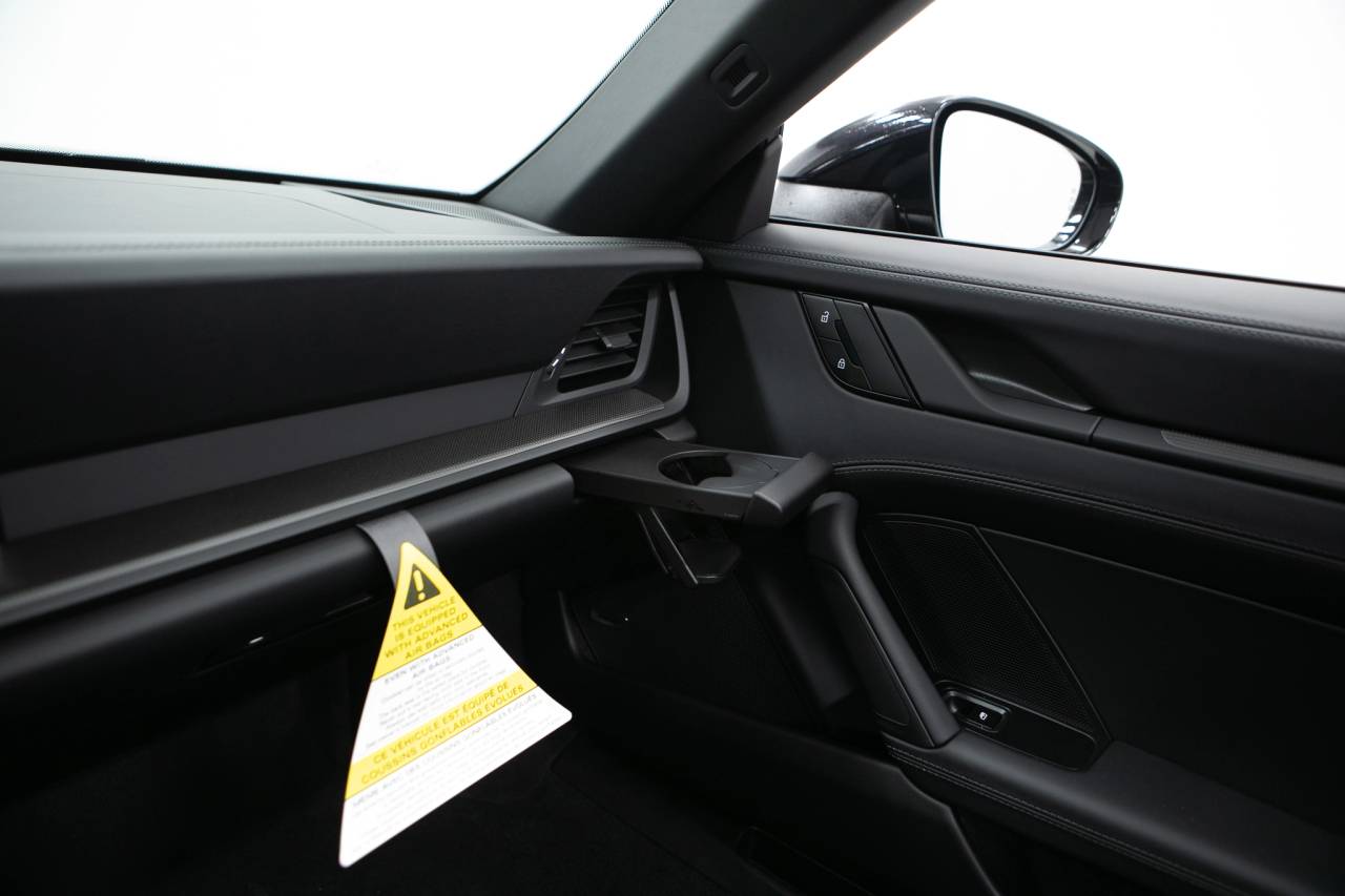 Thumbnail: 2026 Porsche 911 - 31