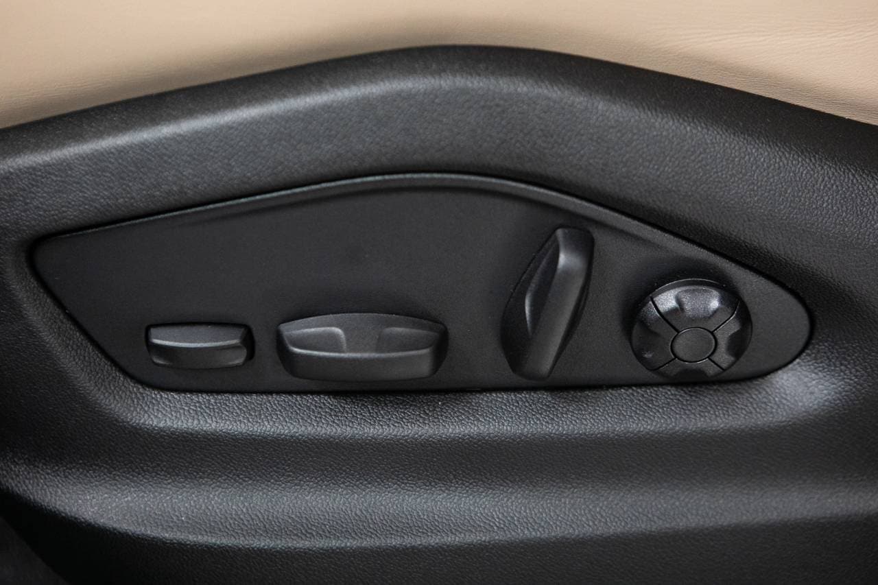 Thumbnail: 2026 Porsche  - 24