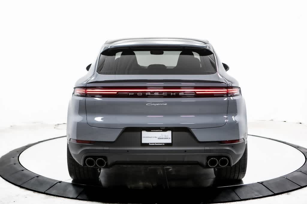 Thumbnail: 2025 Porsche  - 6
