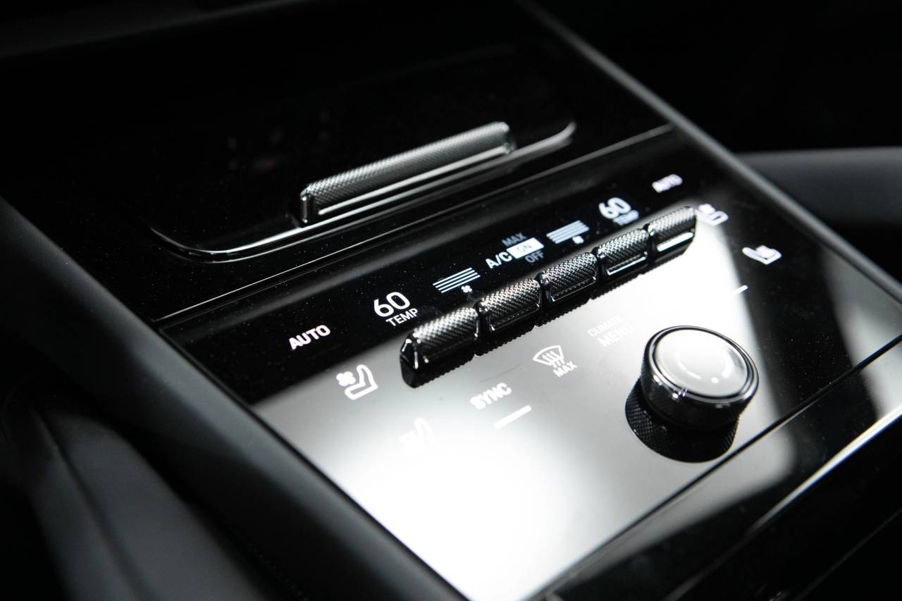 Thumbnail: 2025 Porsche Cayenne - 27