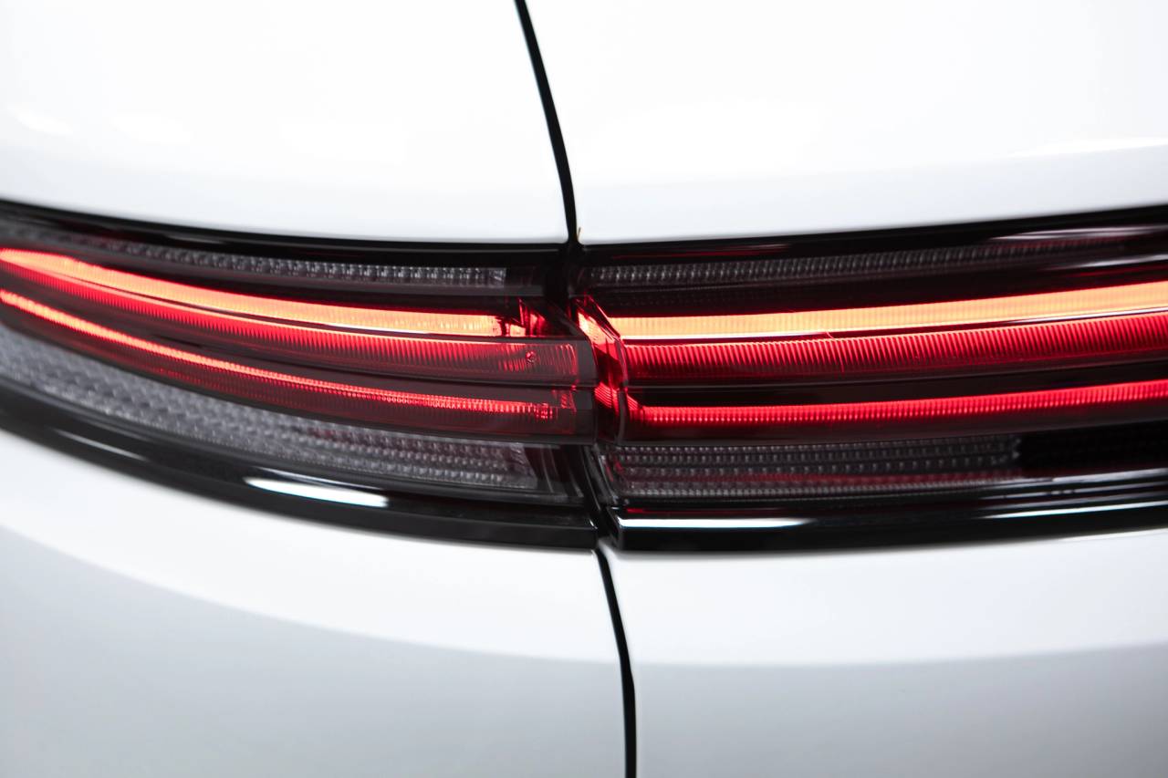 Thumbnail: 2026 Porsche Cayenne - 15