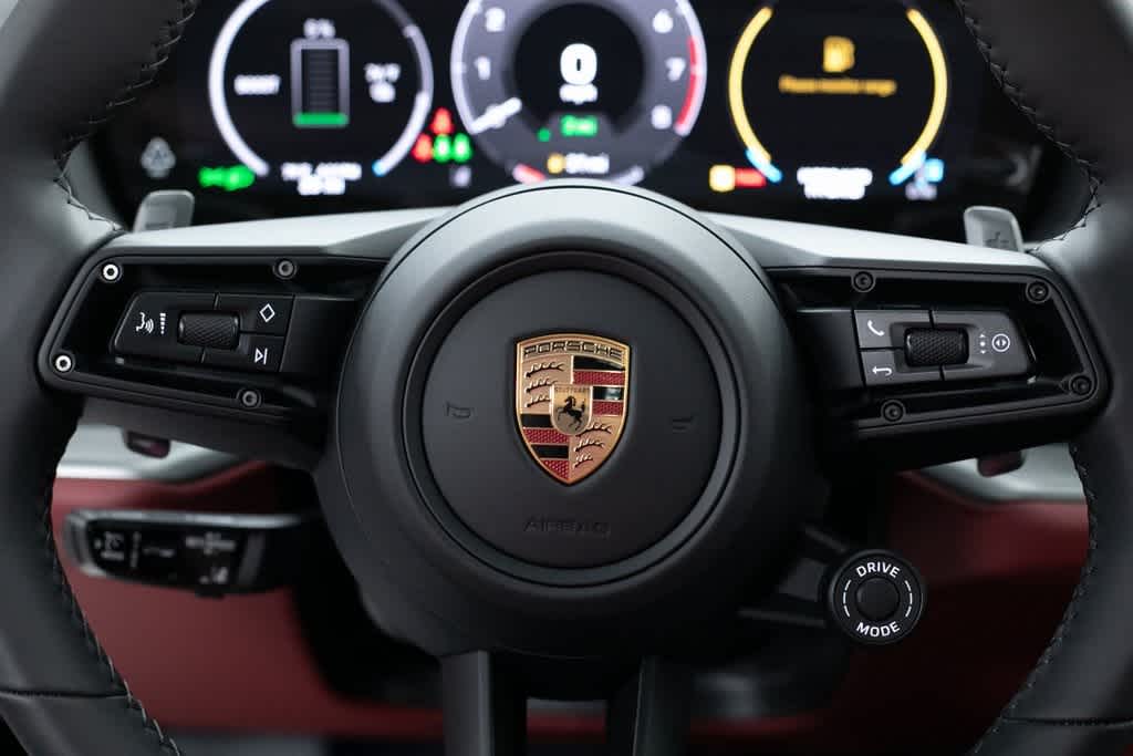 Thumbnail: 2025 Porsche  - 14