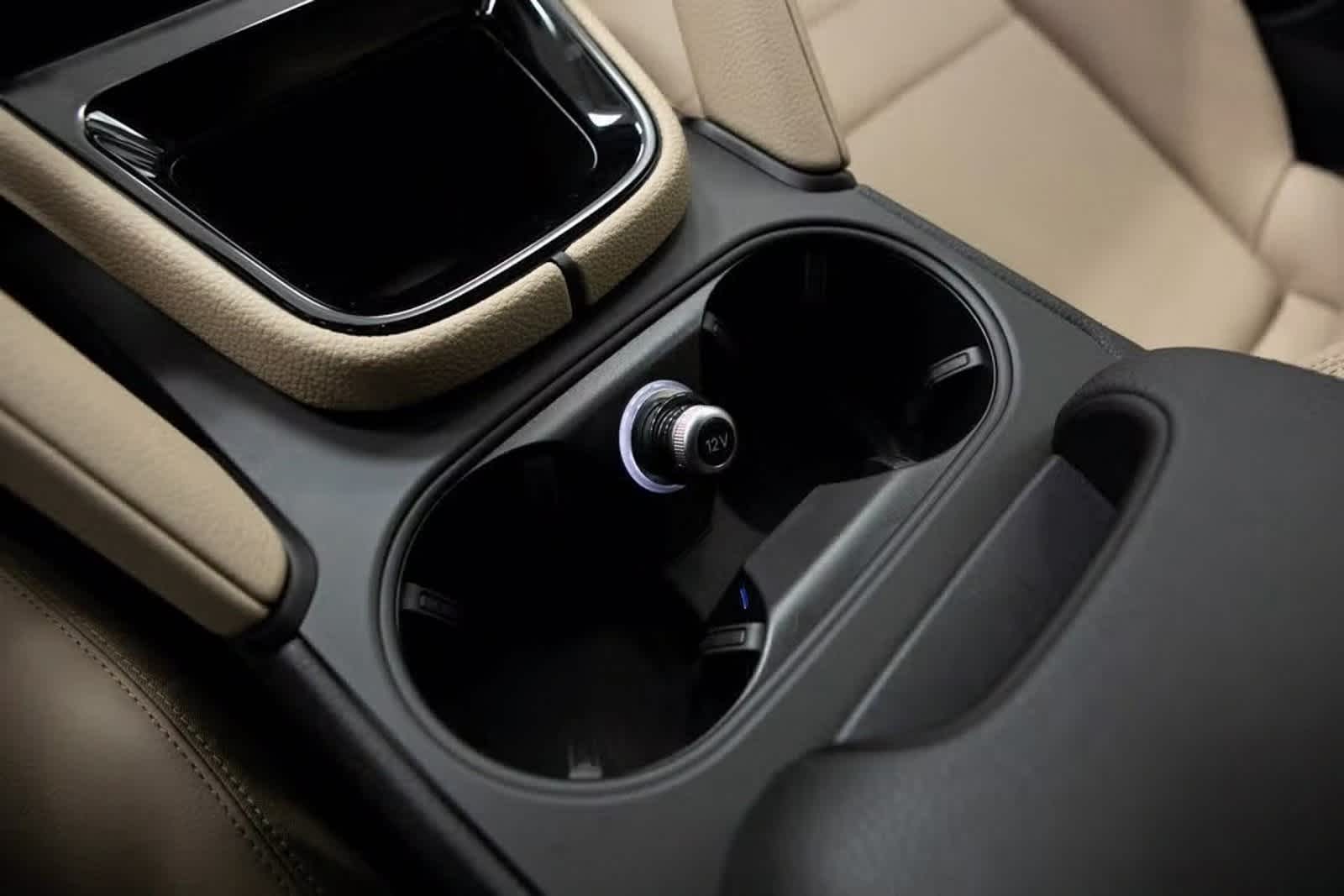 Thumbnail: 2025 Porsche Cayenne - 24