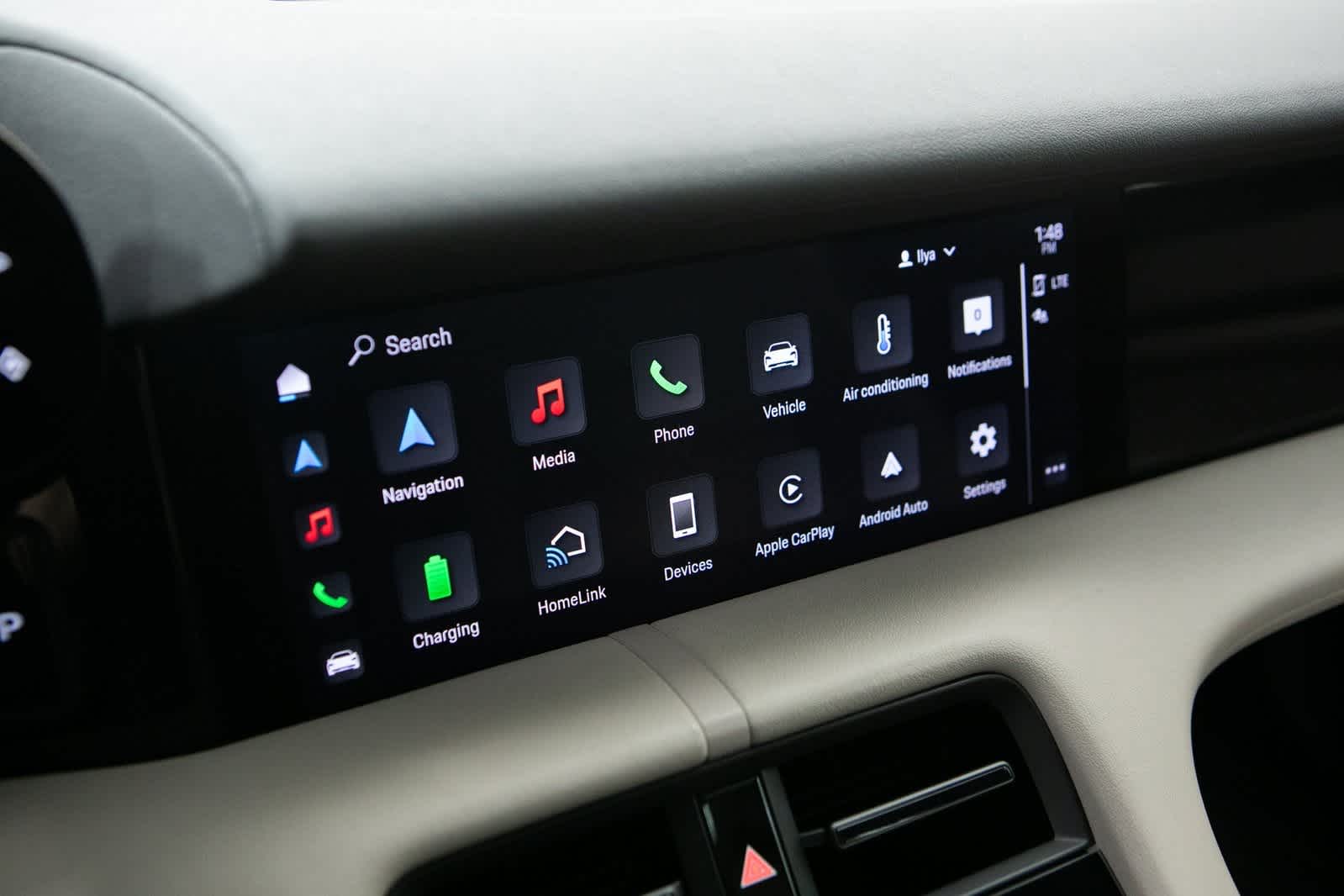 Thumbnail: 2023 Porsche Taycan - 15