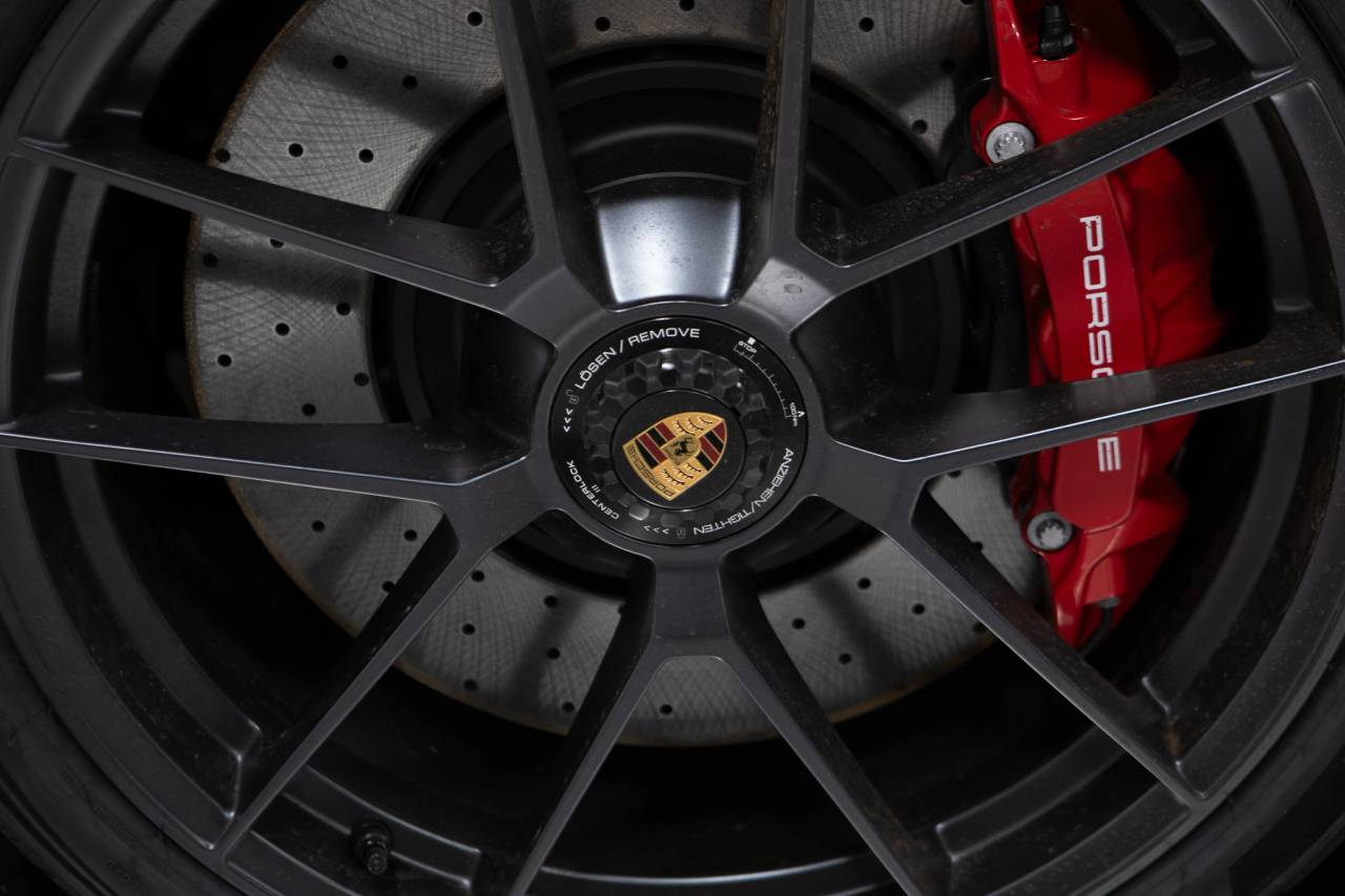 Thumbnail: 2026 Porsche 911 - 11