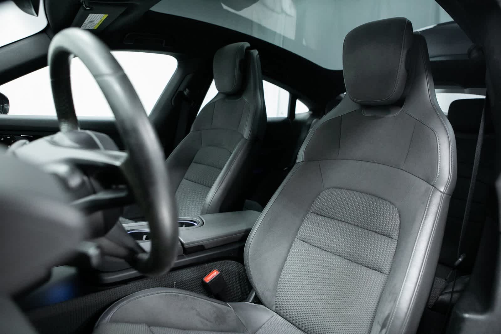 Thumbnail: 2020 Porsche Taycan - 5