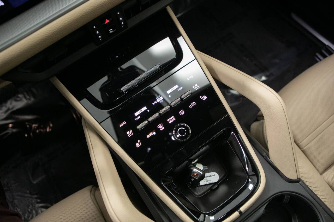 Thumbnail: 2026 Porsche  - 29