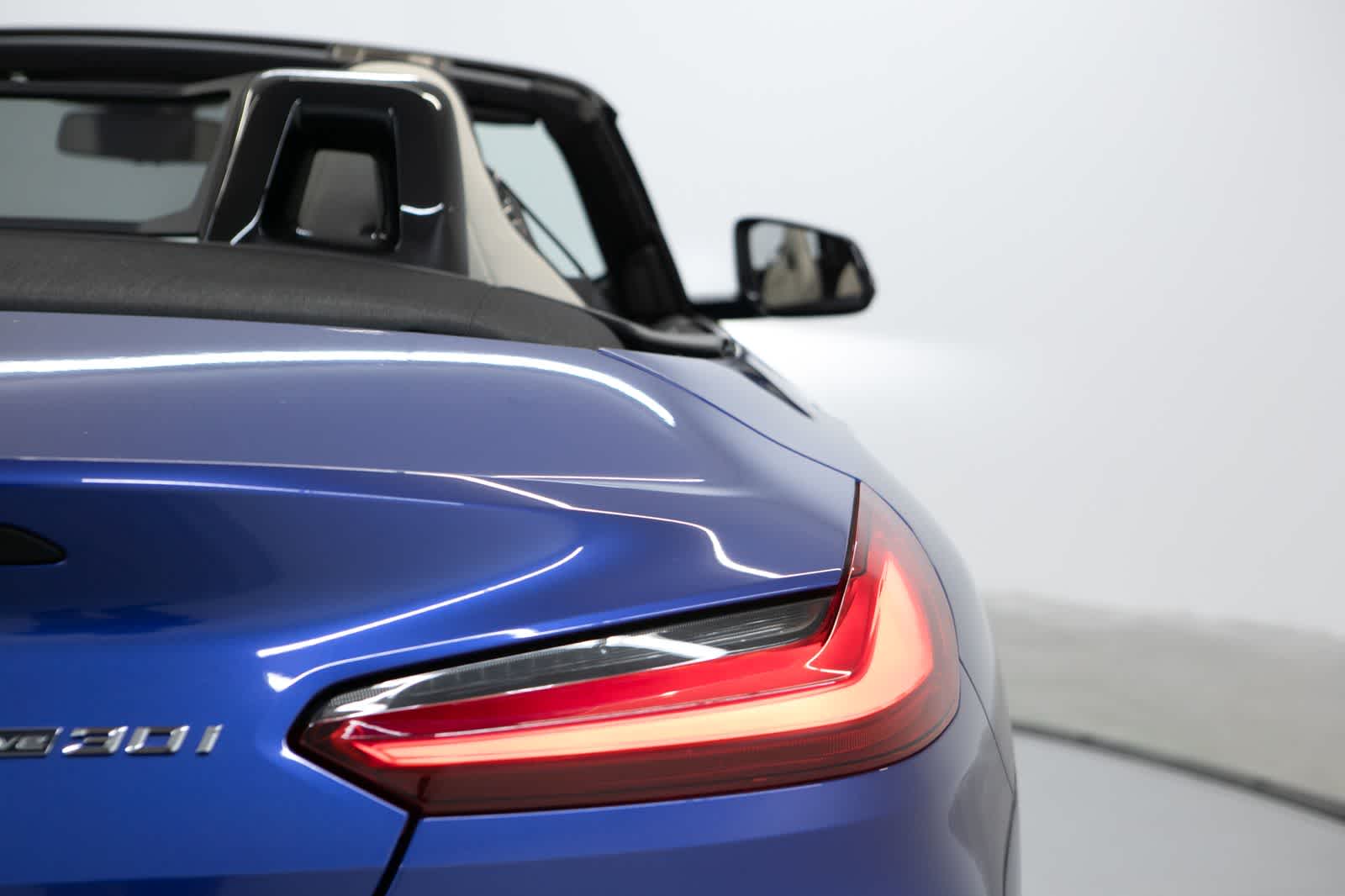 Thumbnail: 2023 BMW Z4 - 30