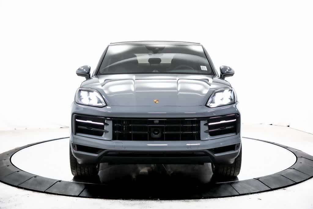 Thumbnail: 2025 Porsche  - 10