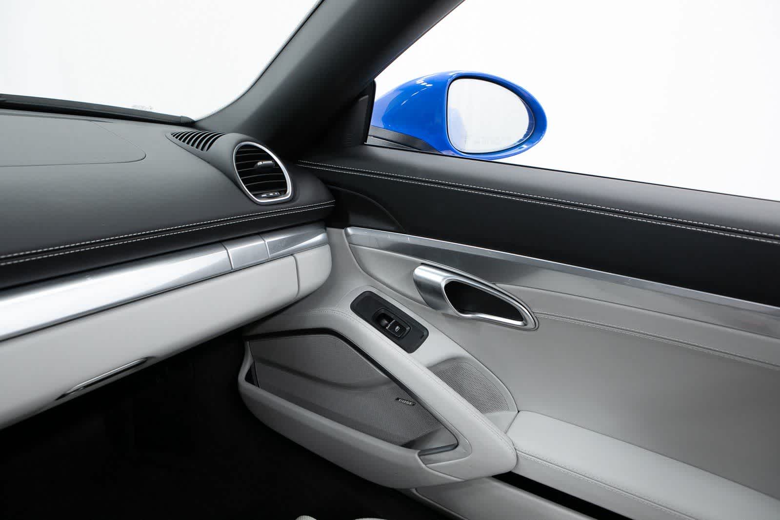 Thumbnail: 2025 Porsche 718 Boxster - 23