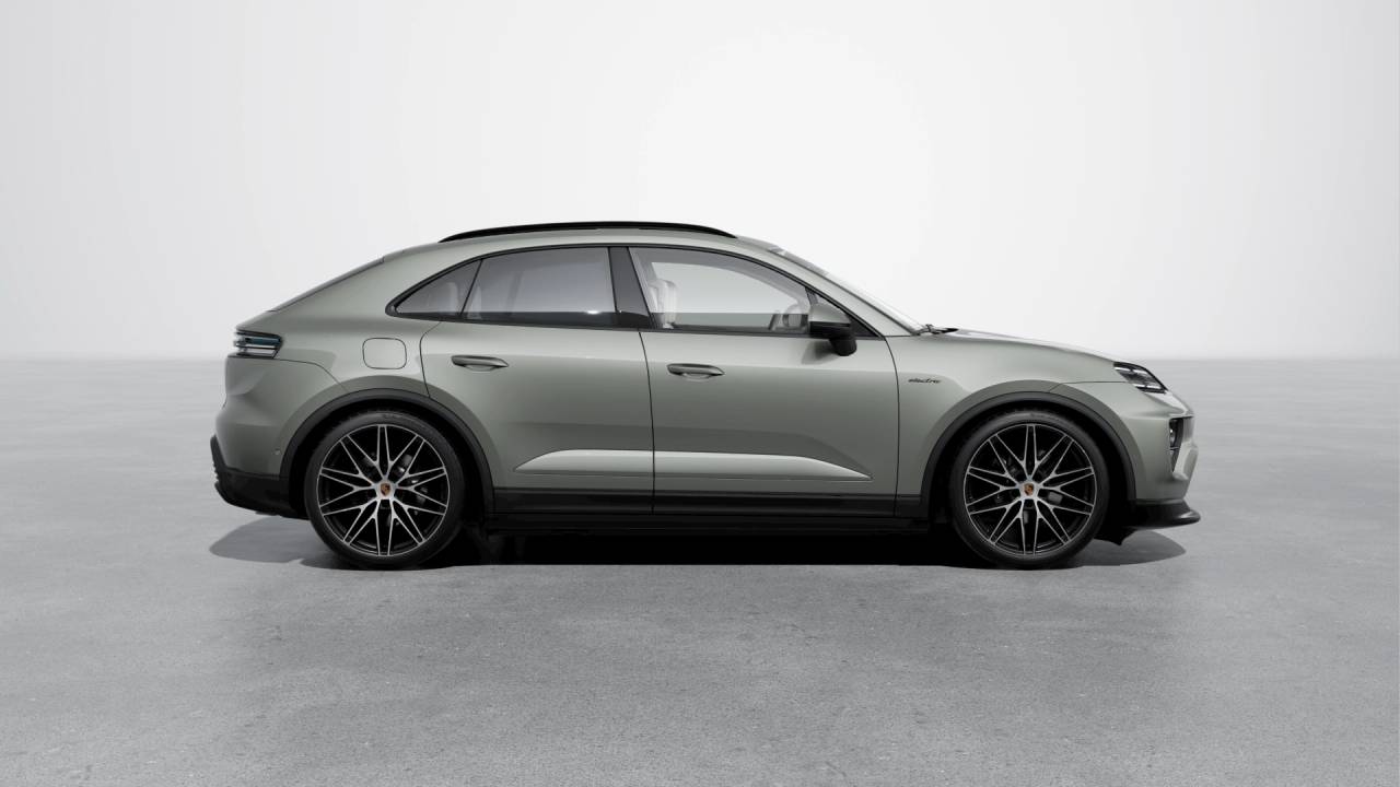 Thumbnail: 2026 Porsche Macan - 6