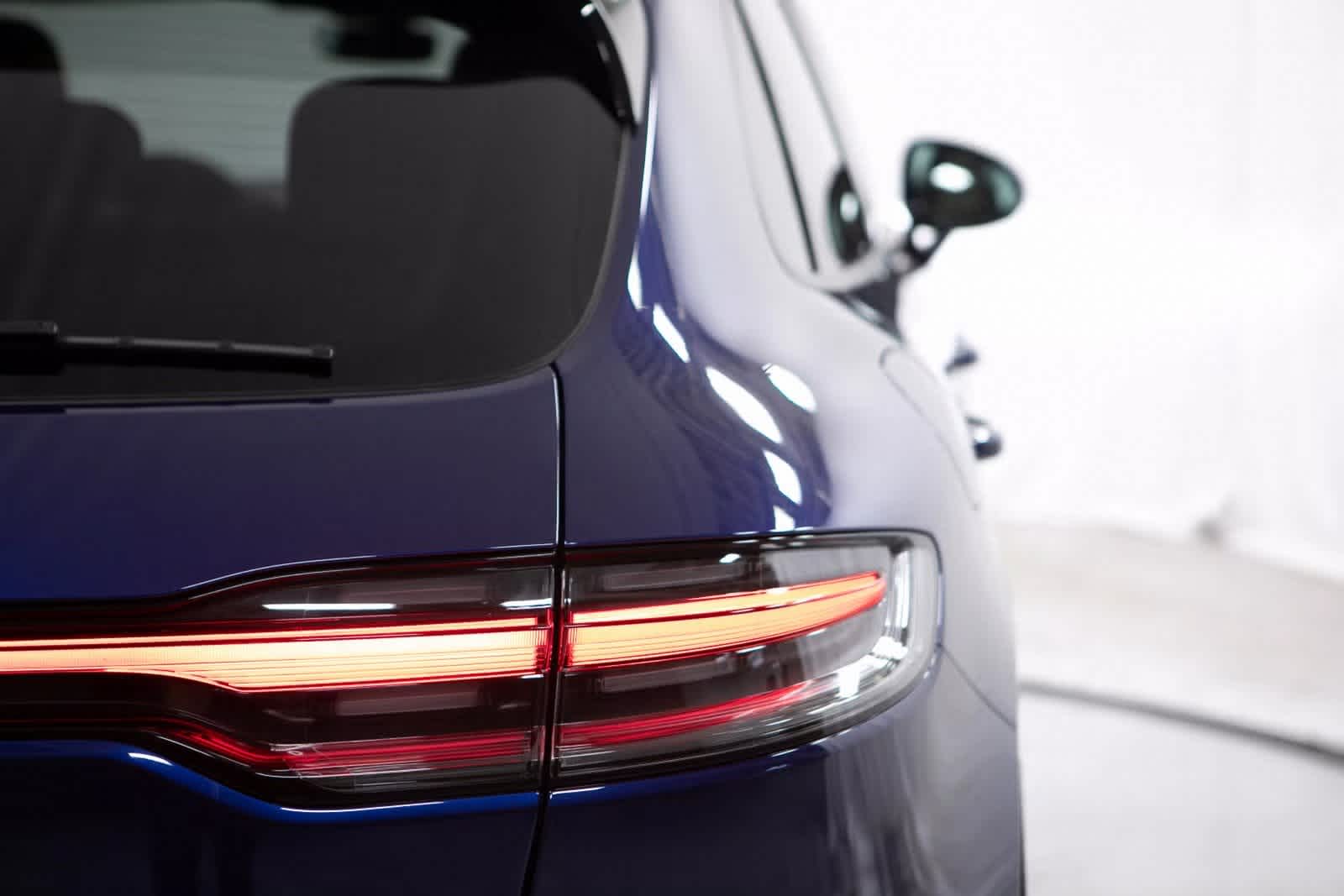 Thumbnail: 2025 Porsche Macan - 36