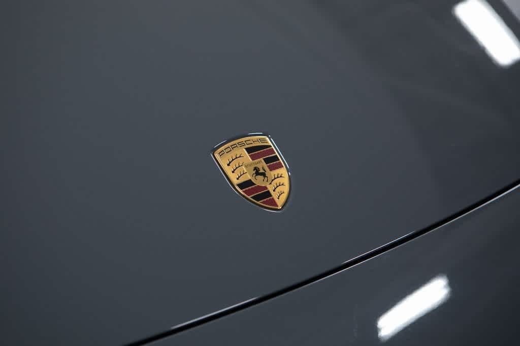 Thumbnail: 2025 Porsche Macan - 20