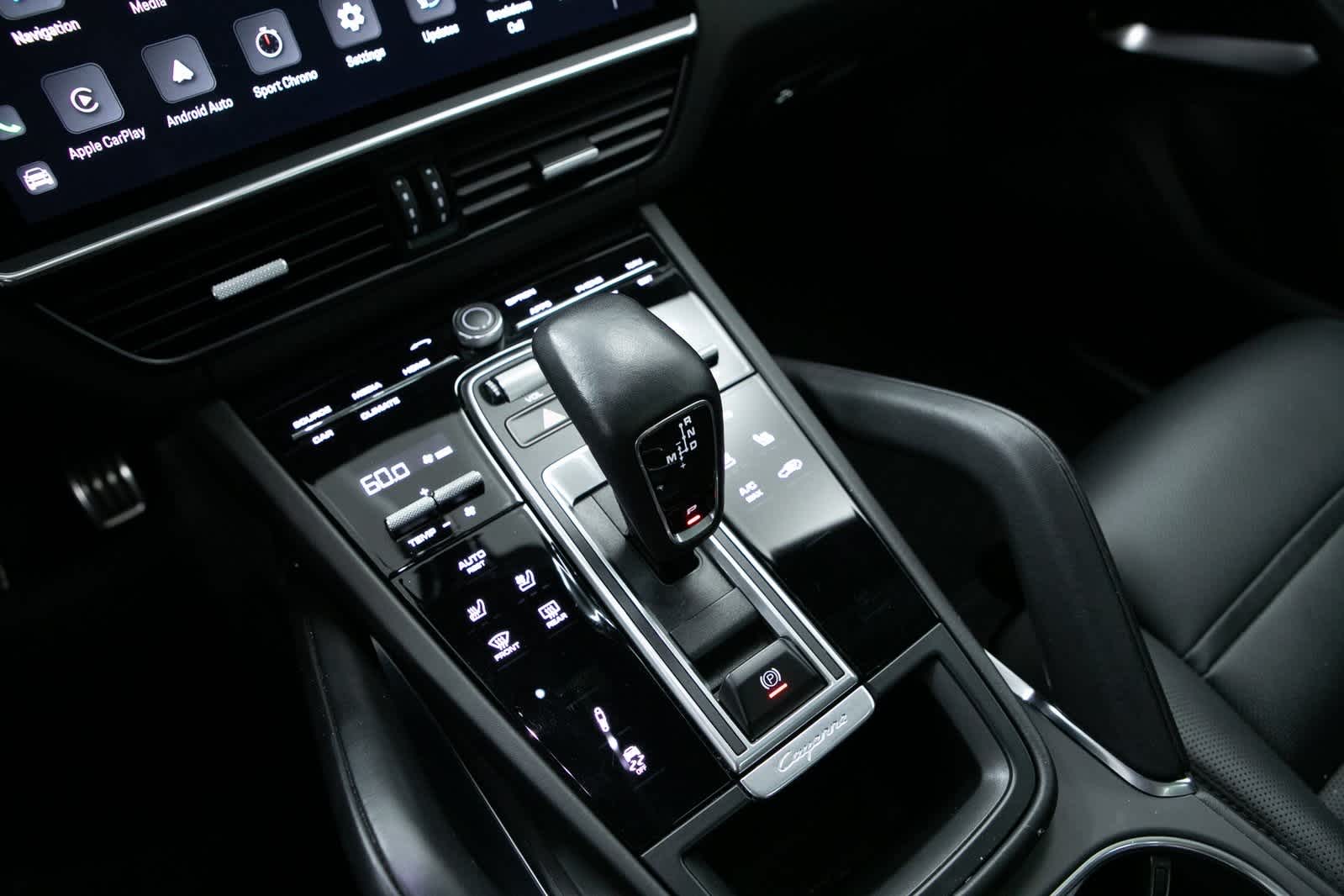 Thumbnail: 2022 Porsche Cayenne - 21