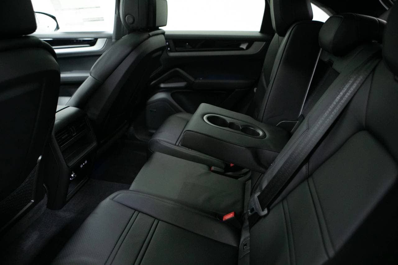 Thumbnail: 2026 Porsche  - 36