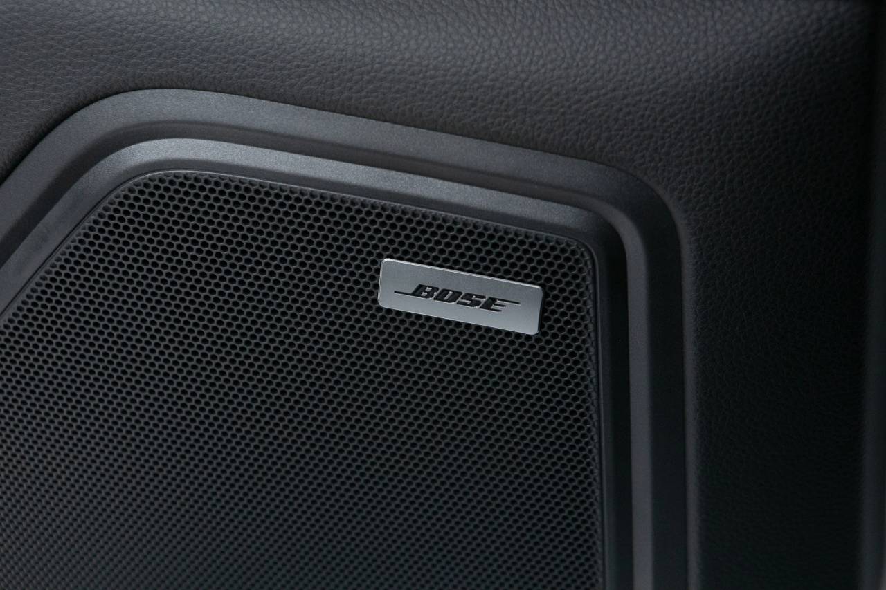 Thumbnail: 2026 Porsche Macan - 34