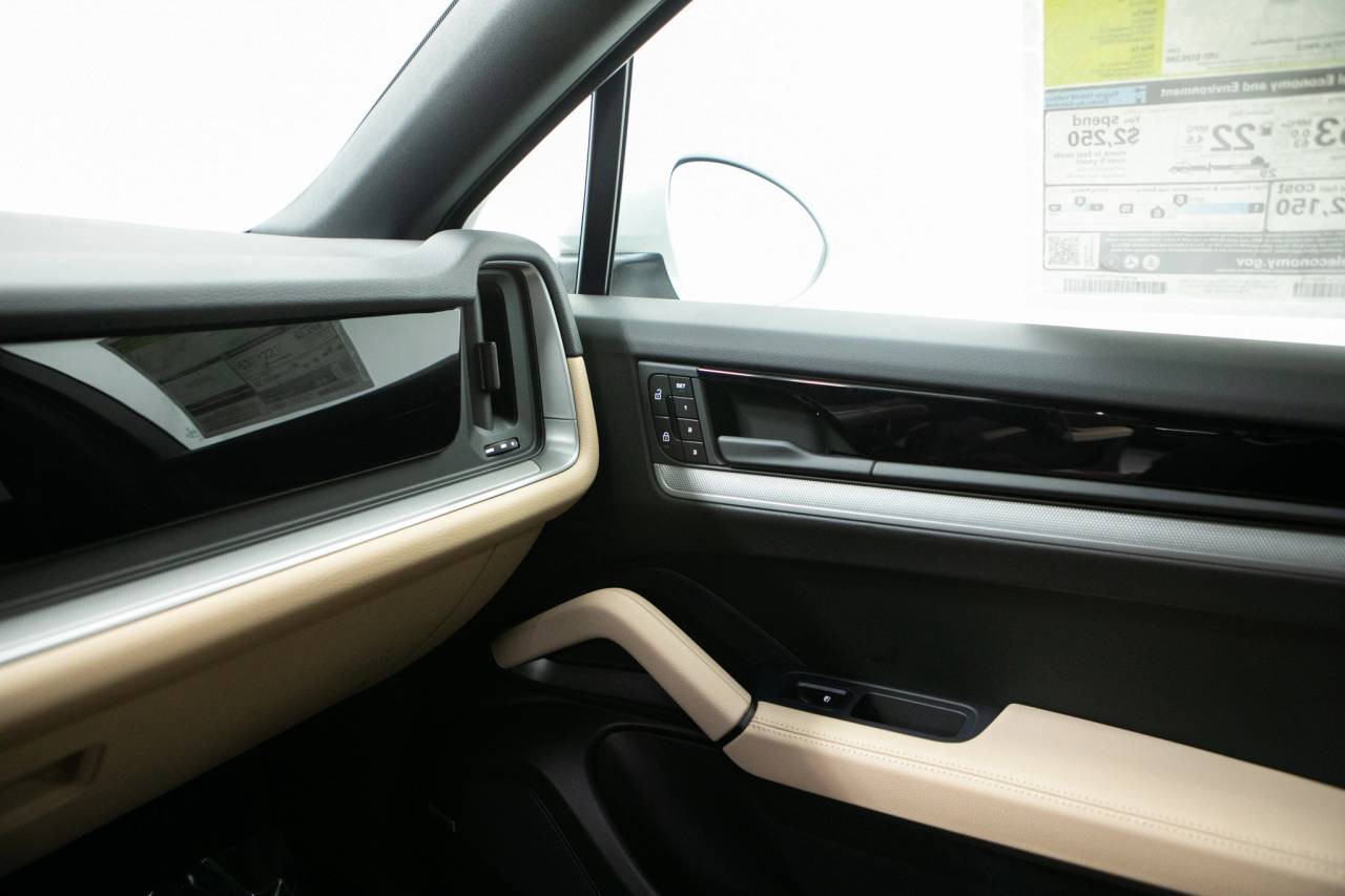 Thumbnail: 2026 Porsche  - 30