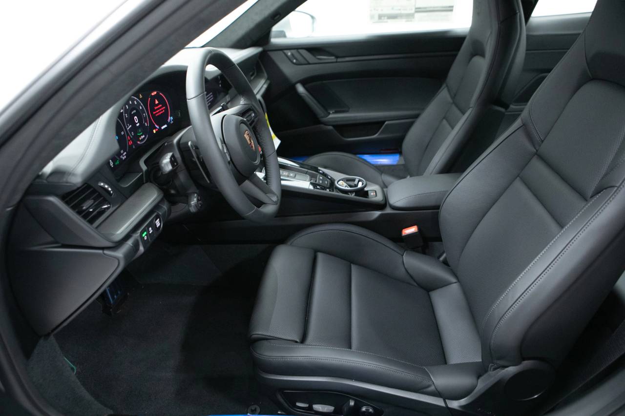 Thumbnail: 2026 Porsche 911 - 23