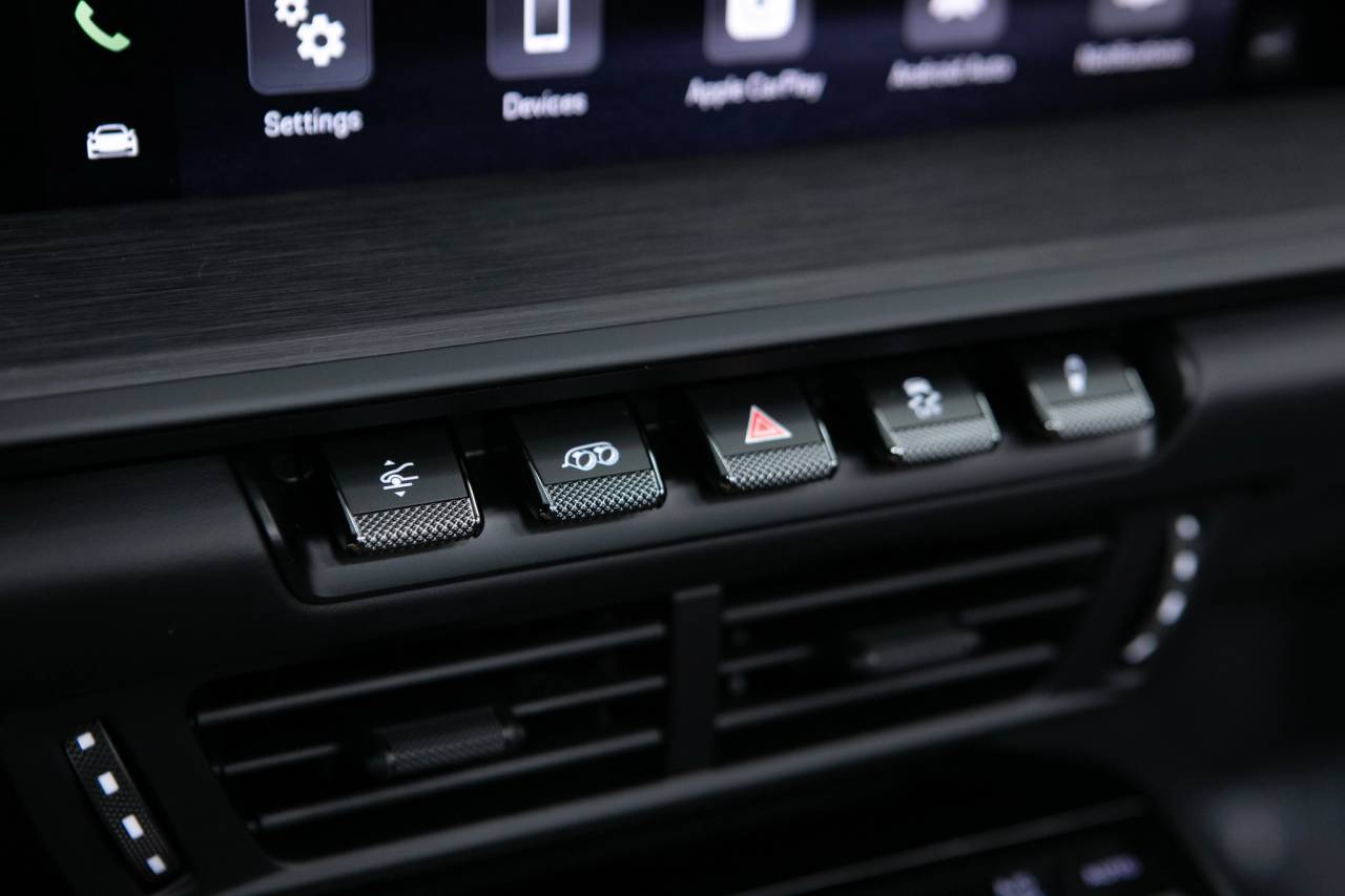 Thumbnail: 2026 Porsche 911 - 31