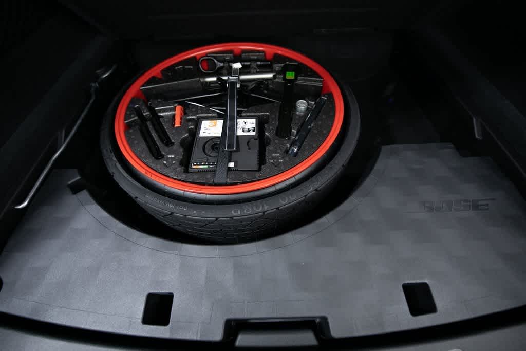 Thumbnail: 2025 Porsche  - 18