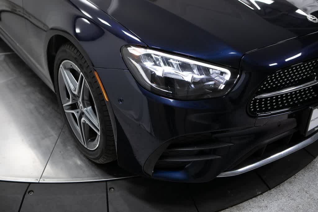 Thumbnail: 2022 Mercedes-Benz E-Class - 12