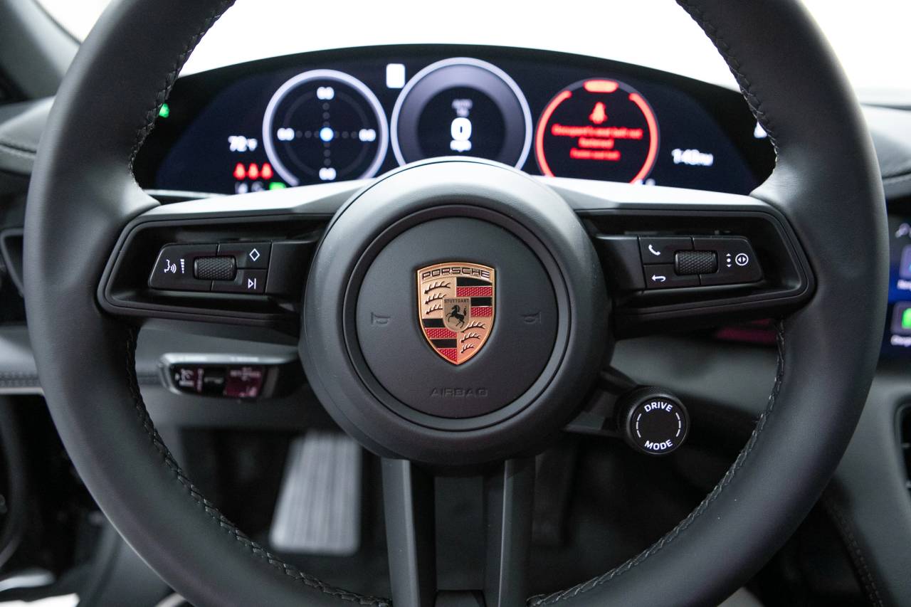 Thumbnail: 2026 Porsche Taycan - 20