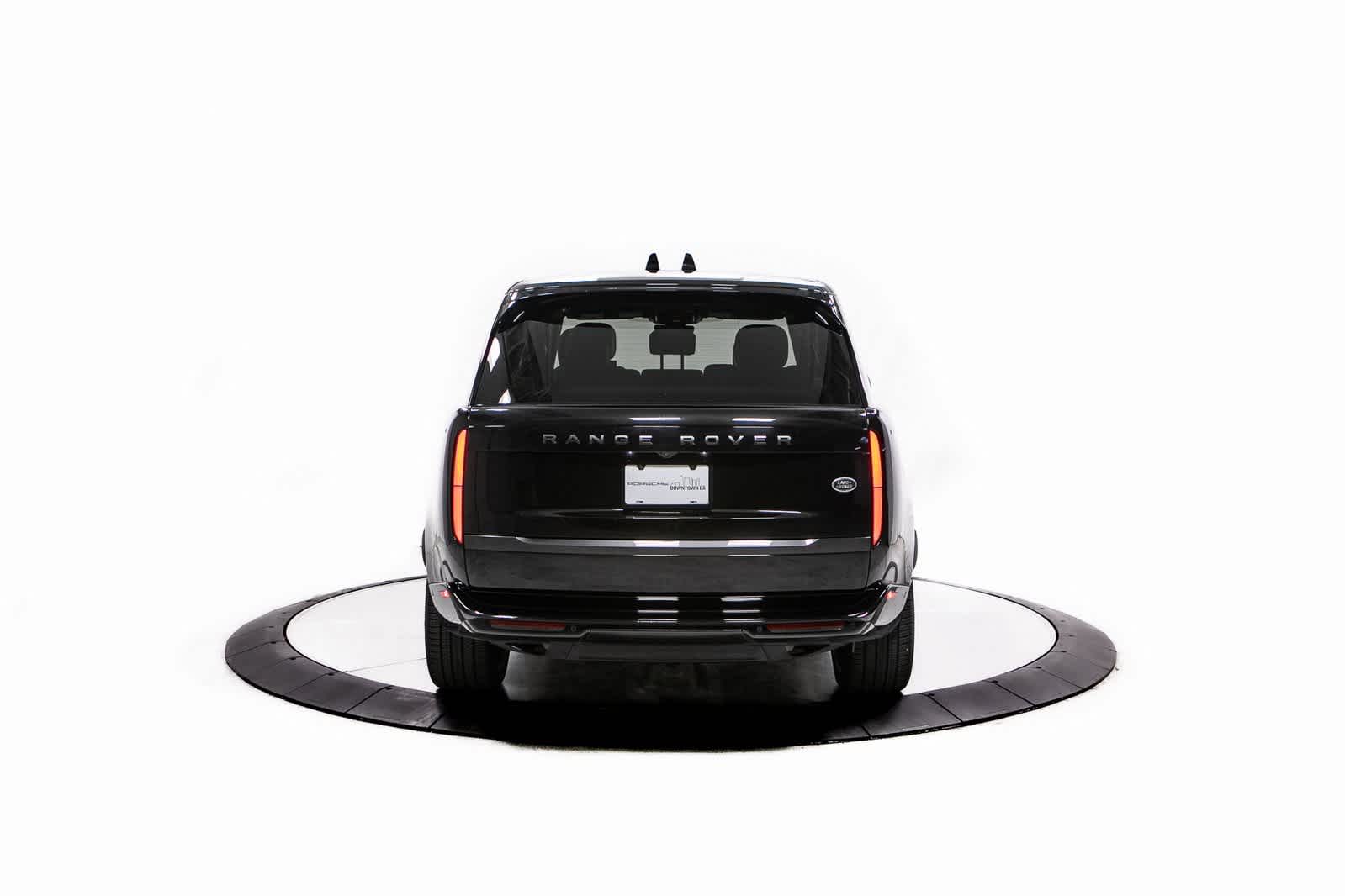 Thumbnail: 2023 Land Rover Range Rover - 6