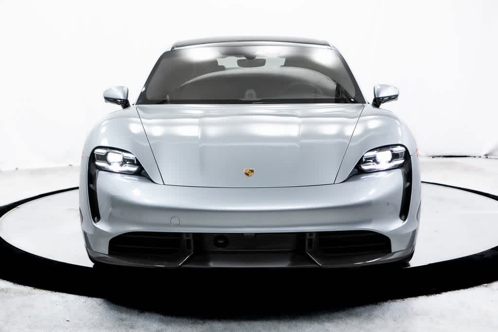 Thumbnail: 2024 Porsche Taycan - 10
