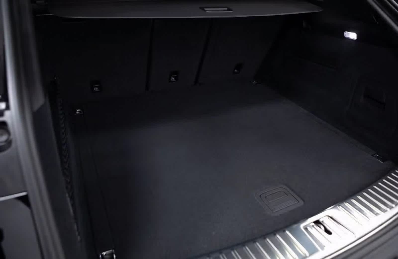 Thumbnail: 2025 Porsche Cayenne - 31