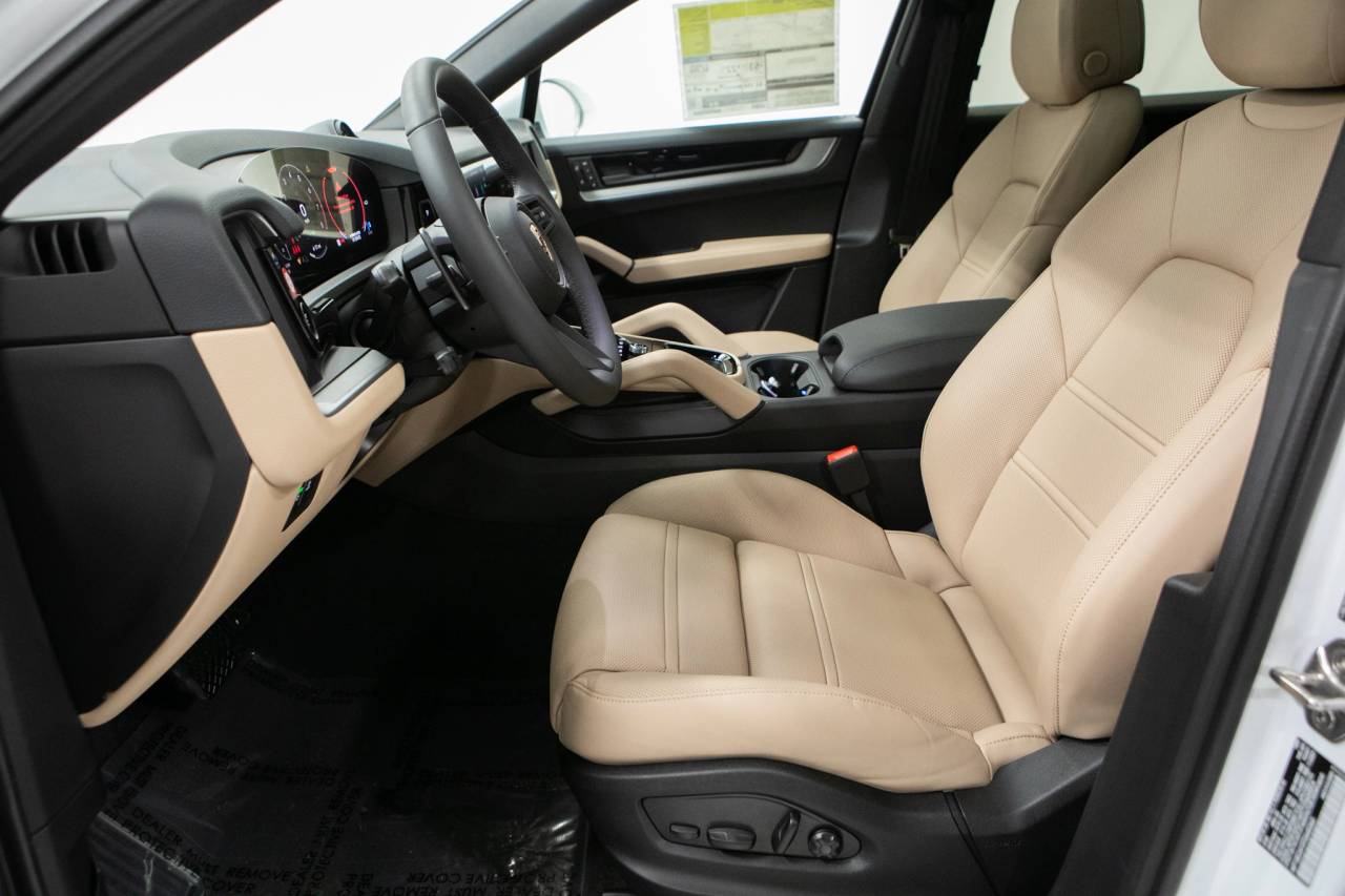 Thumbnail: 2026 Porsche  - 23