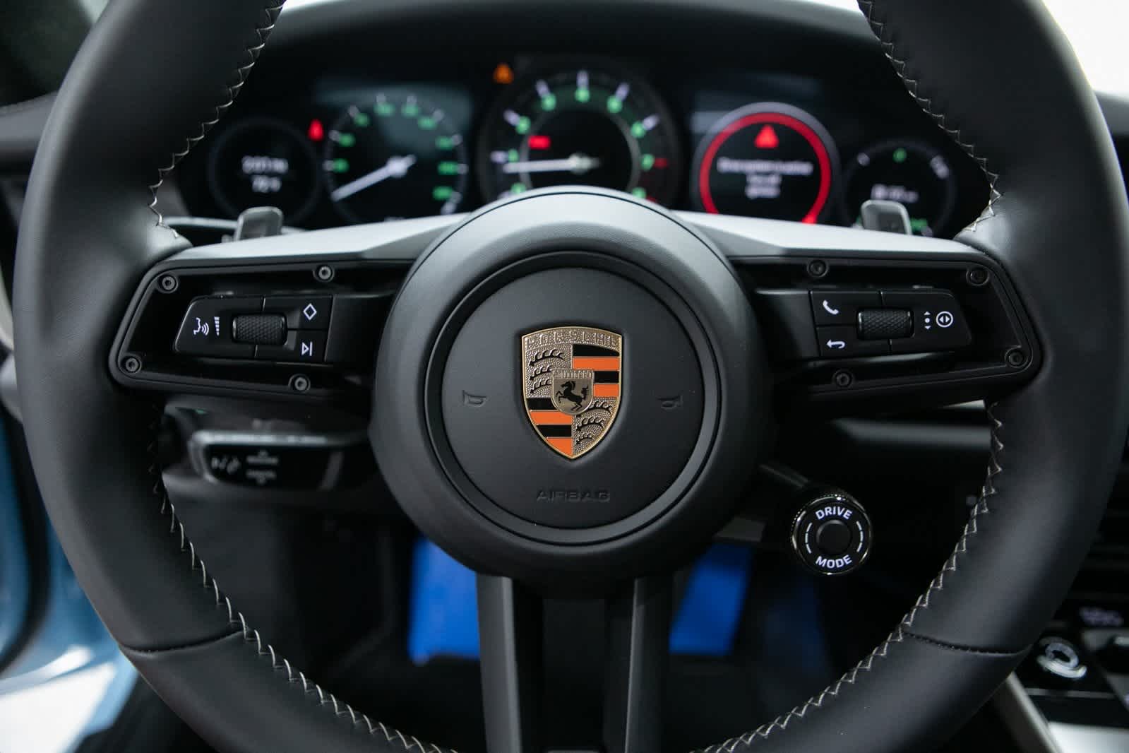 Thumbnail: 2025 Porsche 911 - 14