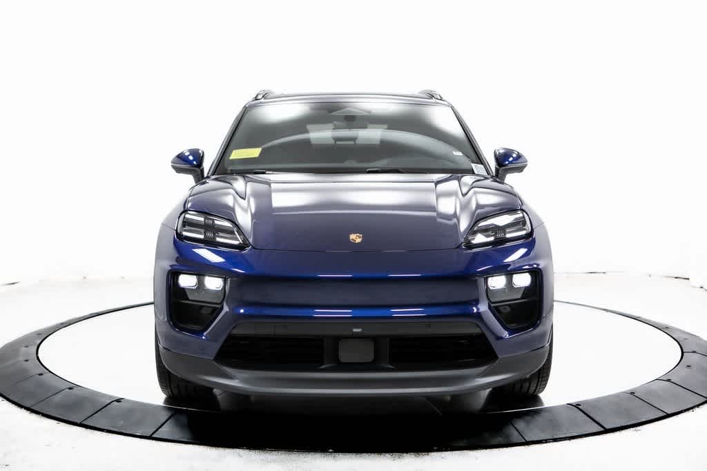 Thumbnail: 2025 Porsche Macan - 10