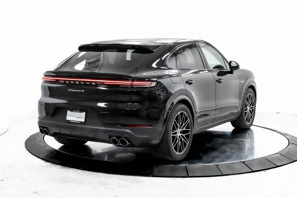 Thumbnail: 2025 Porsche  - 7