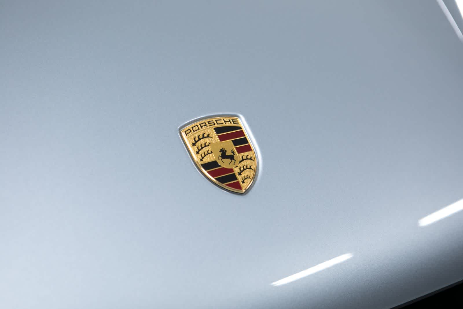 Thumbnail: 2026 Porsche Macan - 17