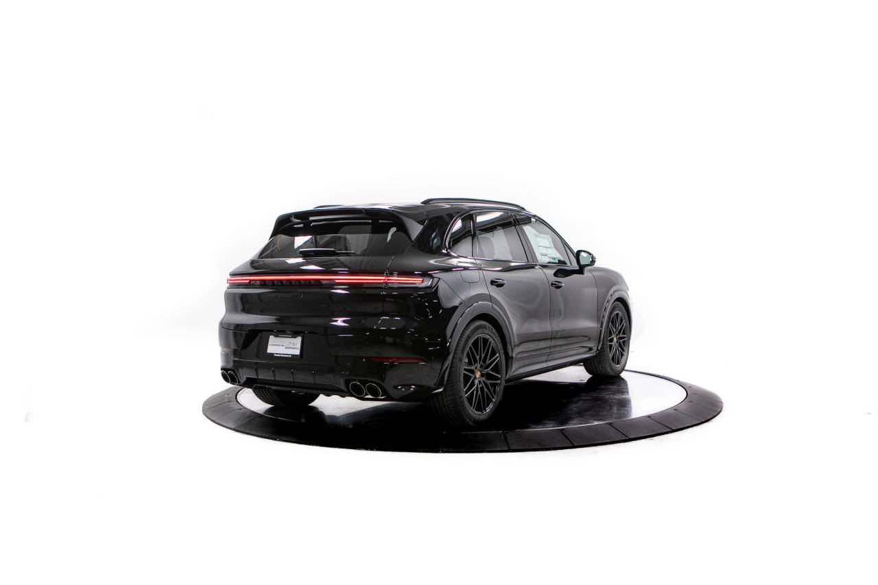 Thumbnail: 2026 Porsche Cayenne - 7