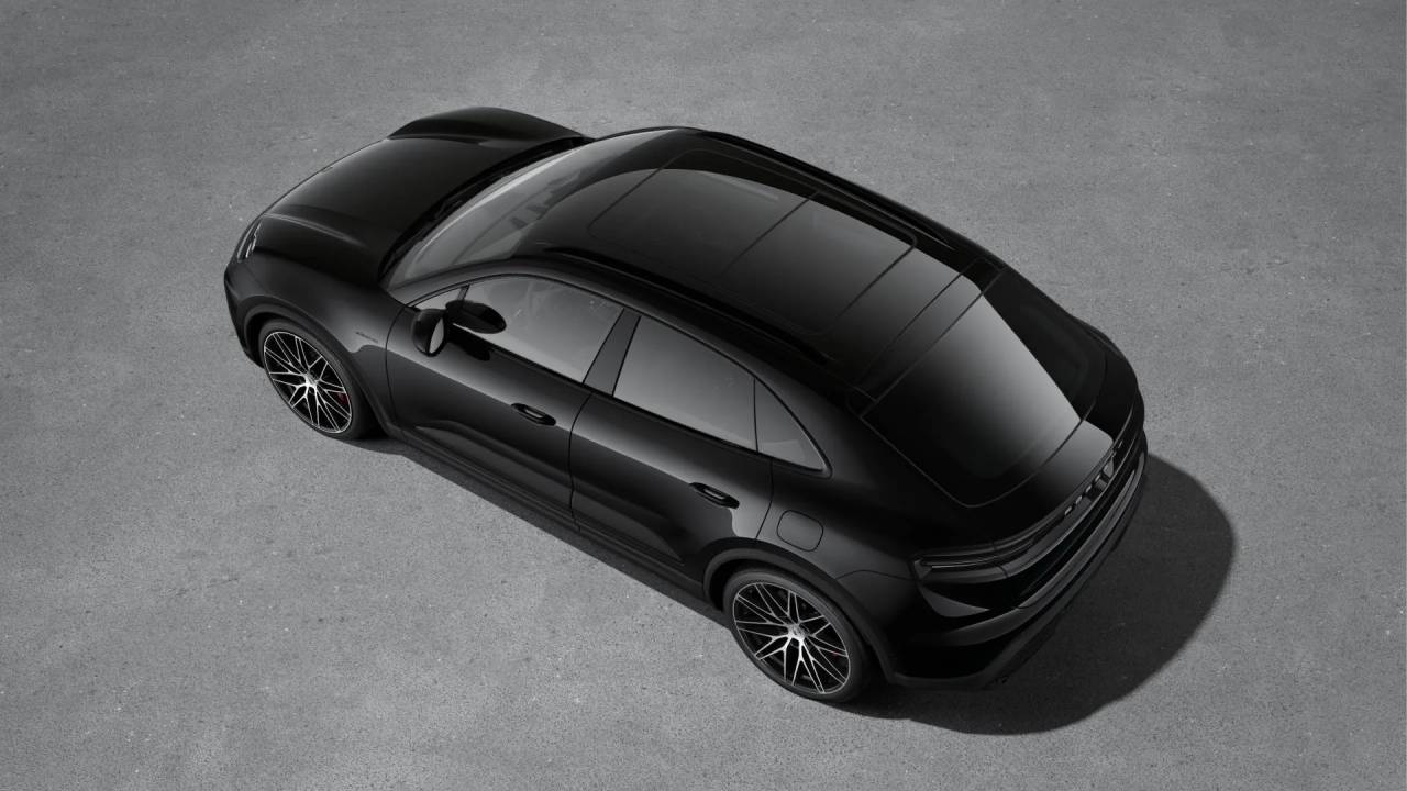 Thumbnail: 2025 Porsche Macan - 4