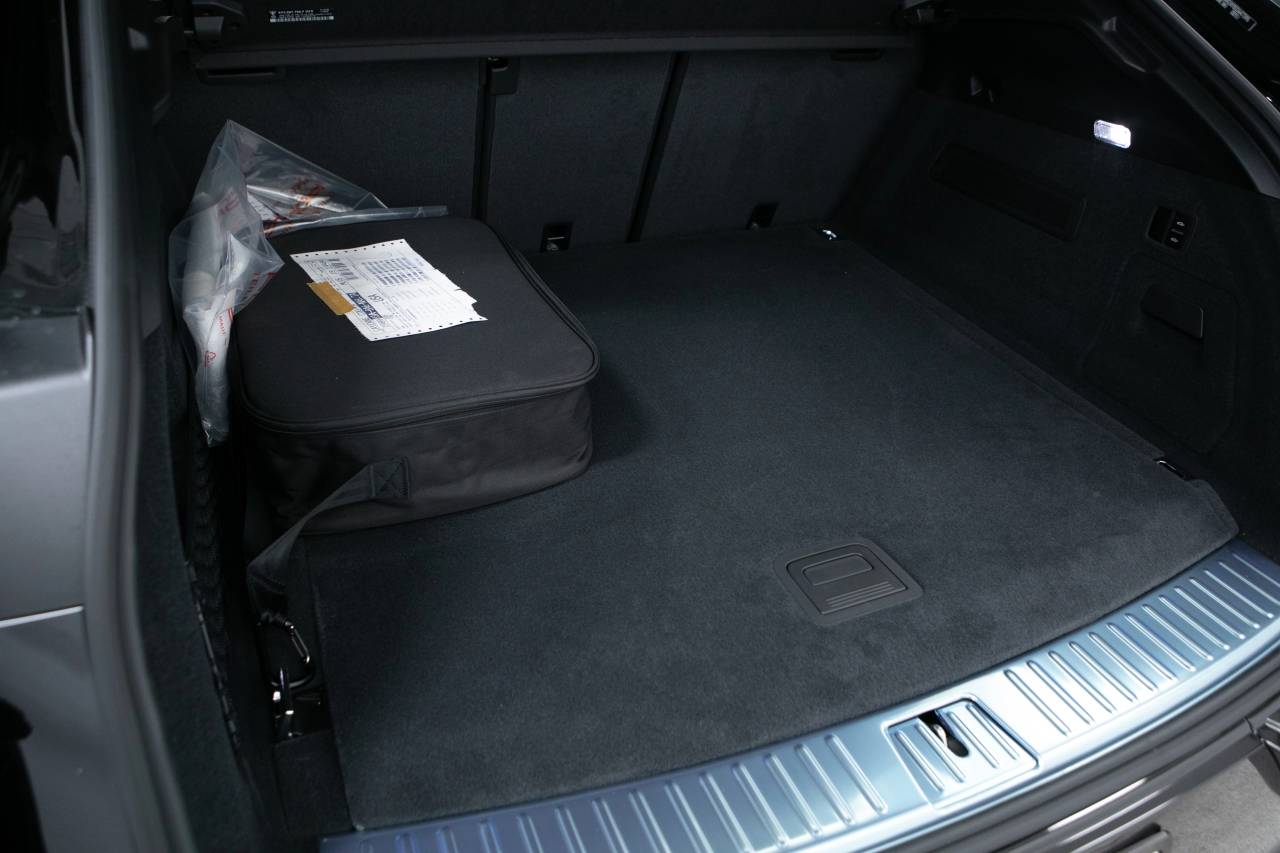 Thumbnail: 2025 Porsche  - 40